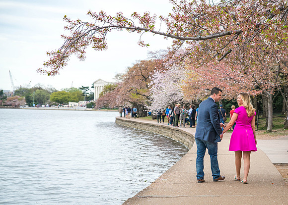 Kerri + Greg Engagement Session ı Washington, DC ı Photos from the Harty