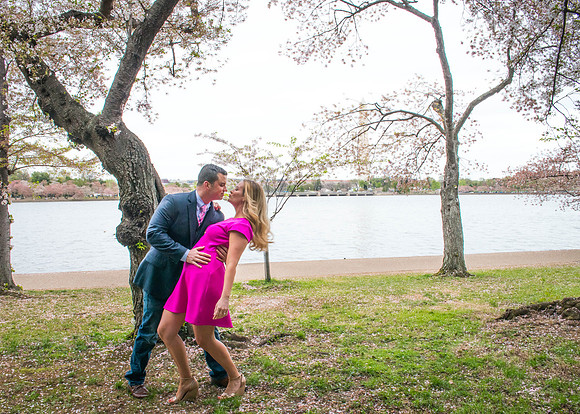 Kerri + Greg Engagement Session ı Washington, DC ı Photos from the Harty
