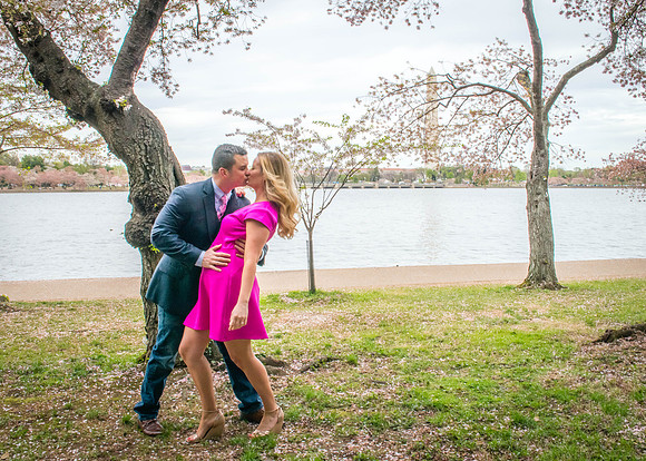 Kerri + Greg Engagement Session ı Washington, DC ı Photos from the Harty