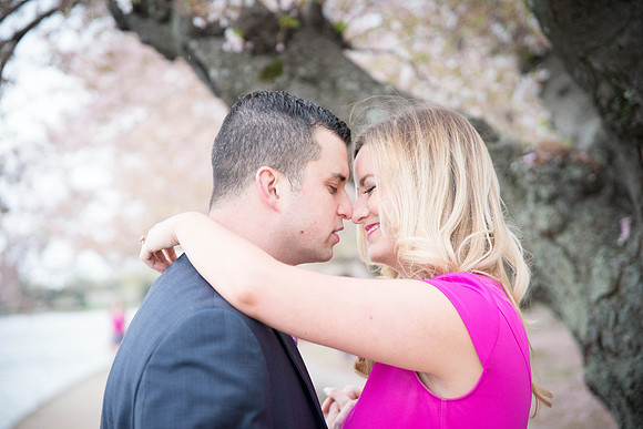 Kerri + Greg Engagement Session ı Washington, DC ı Photos from the Harty