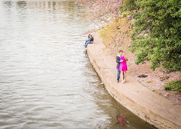 Kerri + Greg Engagement Session ı Washington, DC ı Photos from the Harty