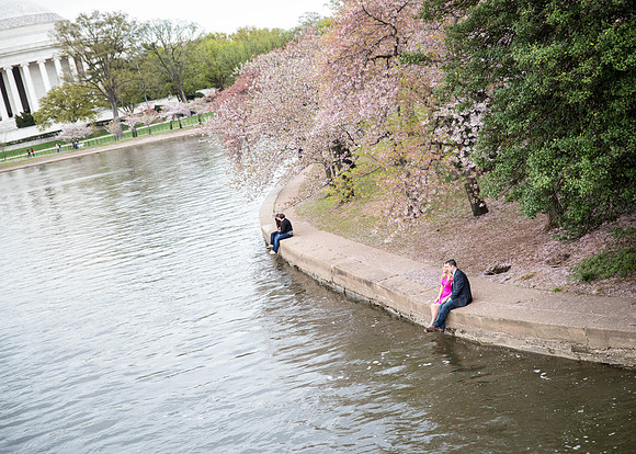 Kerri + Greg Engagement Session ı Washington, DC ı Photos from the Harty