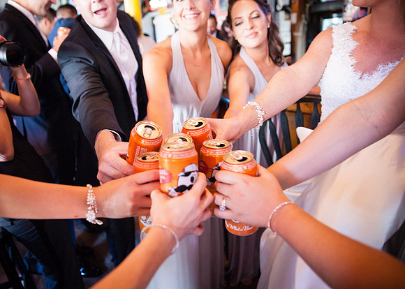 Mr & Mrs DeVinney ı Photos from the Harty