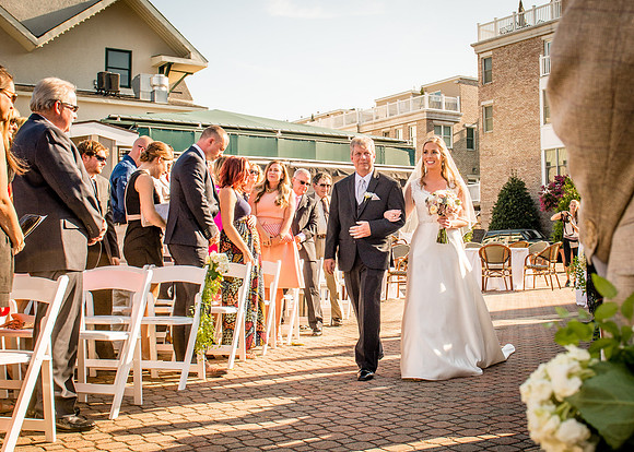 Mr & Mrs DeVinney ı Photos from the Harty