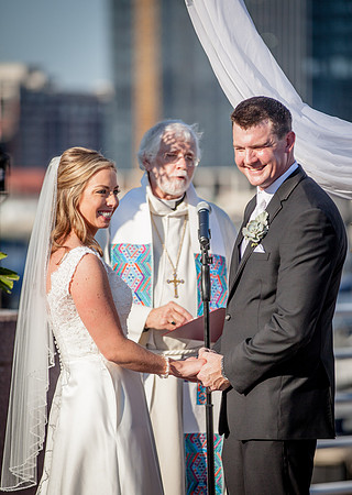 Mr & Mrs DeVinney ı Photos from the Harty
