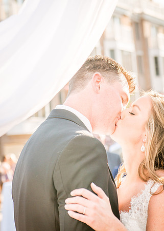 Mr & Mrs DeVinney ı Photos from the Harty