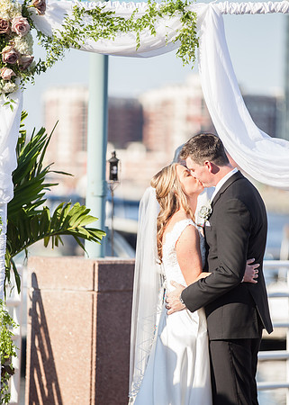 Mr & Mrs DeVinney ı Photos from the Harty