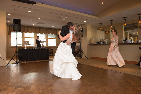 Mr & Mrs DeVinney ı Photos from the Harty