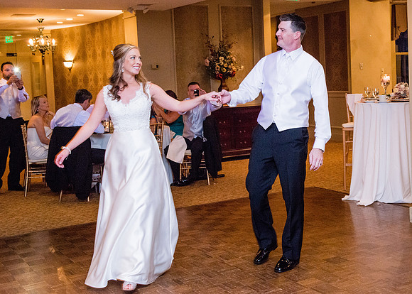 Mr & Mrs DeVinney ı Photos from the Harty