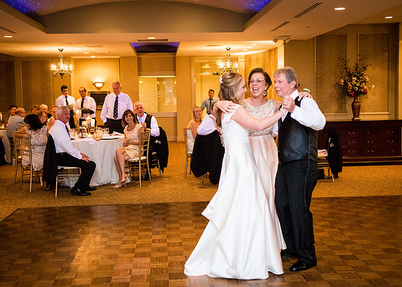 Mr & Mrs DeVinney ı Photos from the Harty