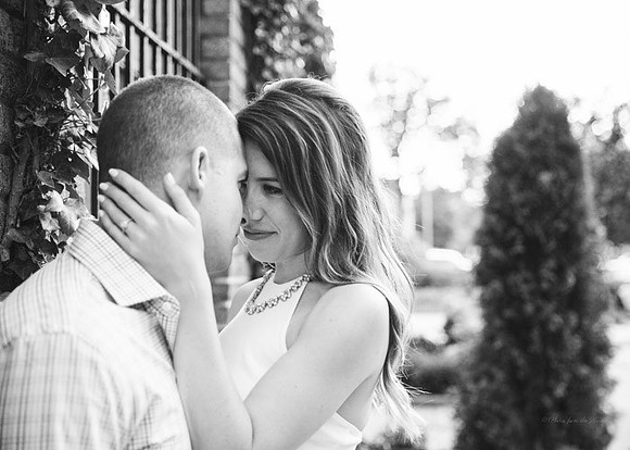 Adams Morgan and Meridian Hill Park Engagement Session | Photos from the Harty