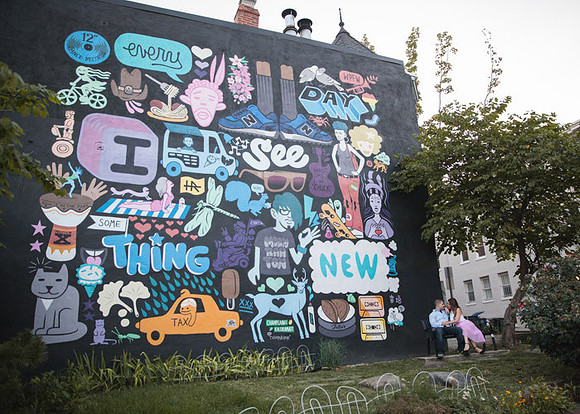 Adams Morgan and Meridian Hill Park Engagement Session | Photos from the Harty