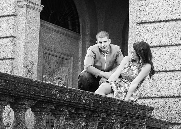 Adams Morgan and Meridian Hill Park Engagement Session | Photos from the Harty
