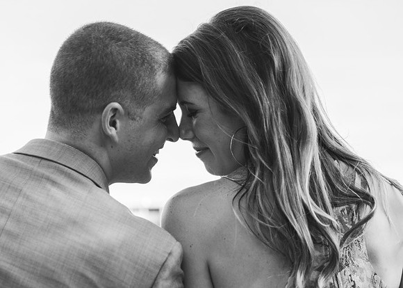 Adams Morgan and Meridian Hill Park Engagement Session | Photos from the Harty
