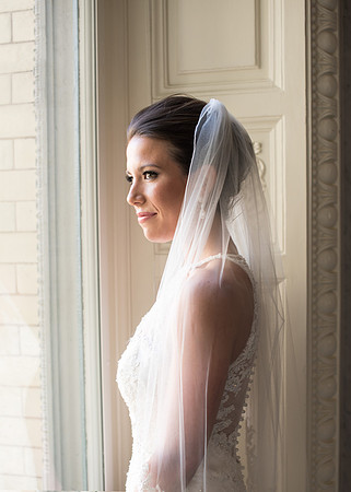 Danielle's Bridal Portraits | Photos from the Harty