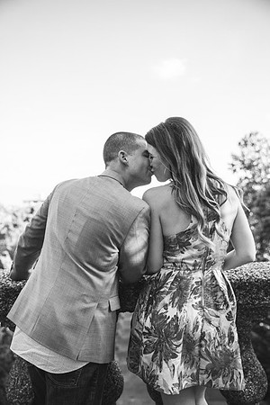 Adams Morgan and Meridian Hill Park Engagement Session | Photos from the Harty