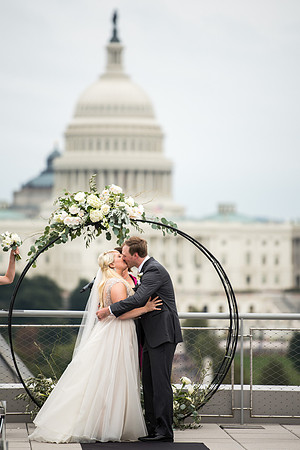 Megan + Tom's Newseum Wedding! | Photos from the Harty
