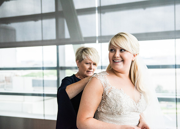 Megan + Tom's Newseum Wedding! | Photos from the Harty