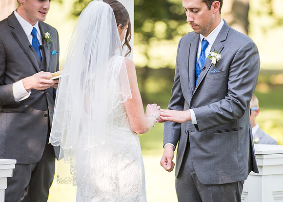 Laura + Tom's Wedding PREVIEW!