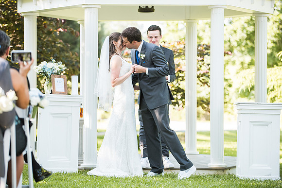 Laura + Tom's Wedding PREVIEW!