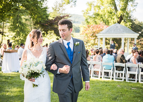 Laura + Tom's Wedding PREVIEW!
