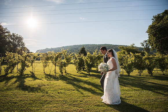 Laura + Tom's Wedding PREVIEW!