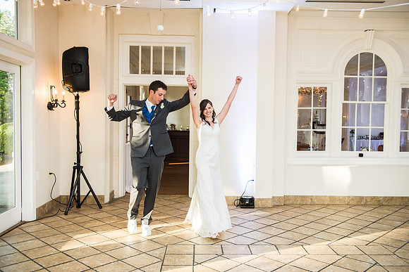 Laura + Tom's Wedding PREVIEW!