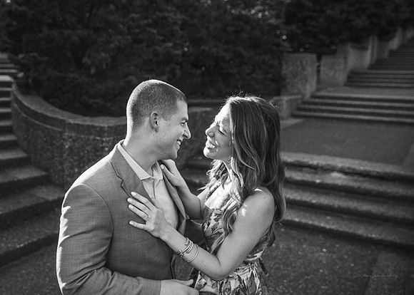 Adams Morgan and Meridian Hill Park Engagement Session | Photos from the Harty