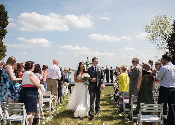 Sarah + Ben's PREVIEW! | Photos from the Harty