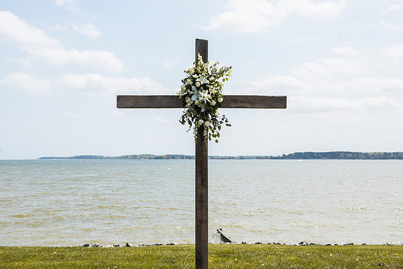 Sarah + Ben's PREVIEW! | Photos from the Harty